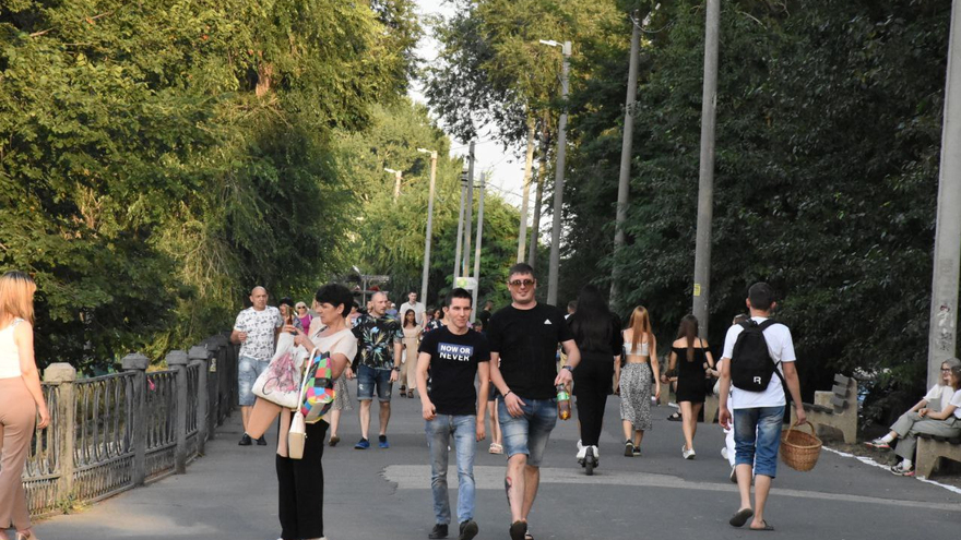 День города в Энгельсе отметили с Песнярами