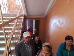В Саратове пожаловались на огромную очередь за транспортной картой