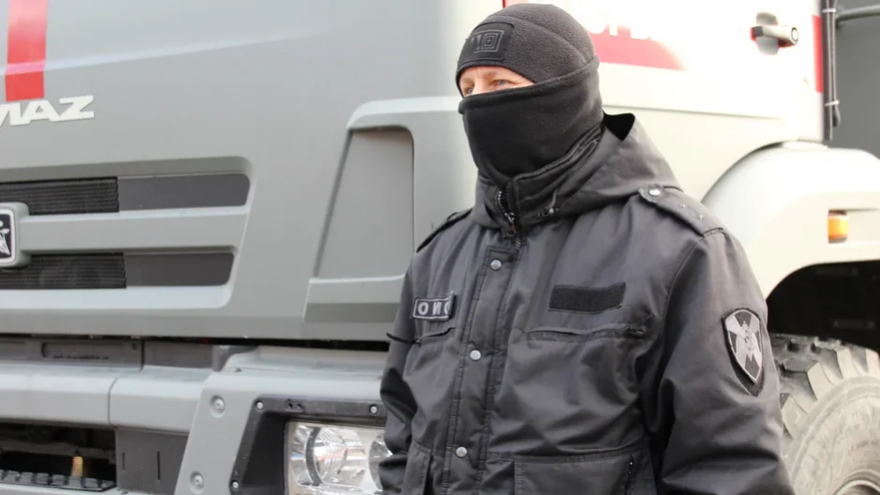 После школ лжетеррористы заминировали все детские сады и суды Саратова