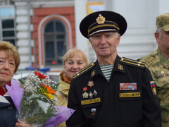 В Саратове обновили городскую Доску почета