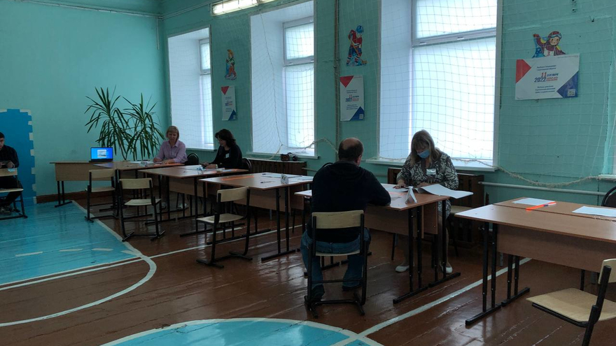 Выборы. Секретари комиссий в Саратове отметили хорошее настроение у избирателей (фоторепортаж)