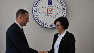 Роману Бусаргину вручили временное удостоверение губернатора Саратовской области