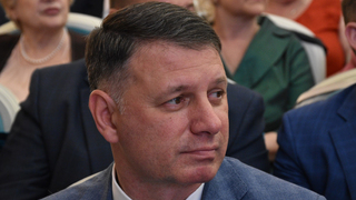 Саратовские родители школьников пожаловались министру на эвакуации детей