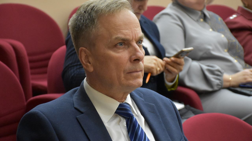 Председателем Саратовской областной думы стал Михаил Исаев