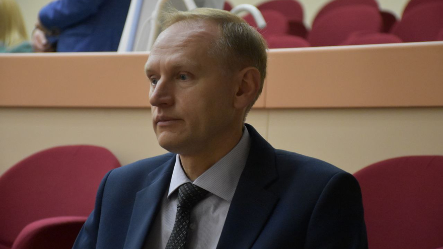 Председателем Саратовской областной думы стал Михаил Исаев