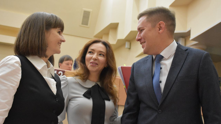 Председателем Саратовской областной думы стал Михаил Исаев