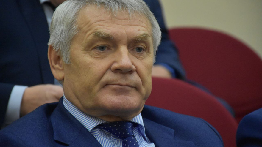 Председателем Саратовской областной думы стал Михаил Исаев