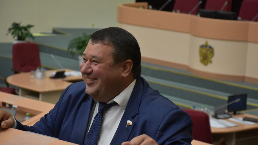 Председателем Саратовской областной думы стал Михаил Исаев