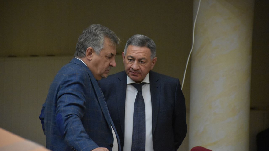 Председателем Саратовской областной думы стал Михаил Исаев