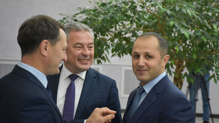 Председателем Саратовской областной думы стал Михаил Исаев