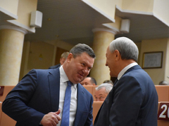 Председателем Саратовской областной думы стал Михаил Исаев