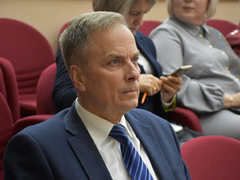 Председателем Саратовской областной думы стал Михаил Исаев