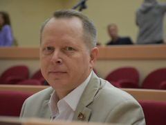 Председателем Саратовской областной думы стал Михаил Исаев