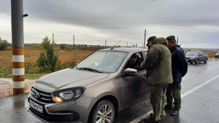 Мобилизация. В Саратовской области на границе с Казахстаном призывникам начали вручать повестки