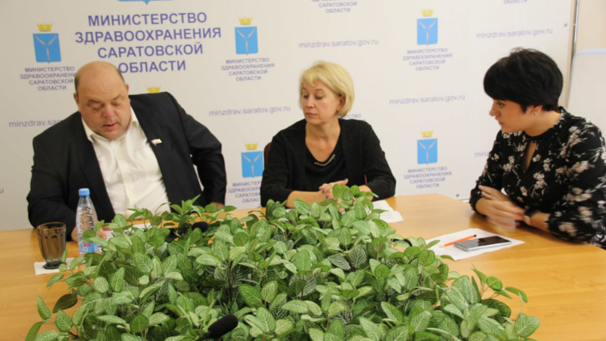 Коронавирус в Саратовской области: очередная волна заболеваемости вышла на плато