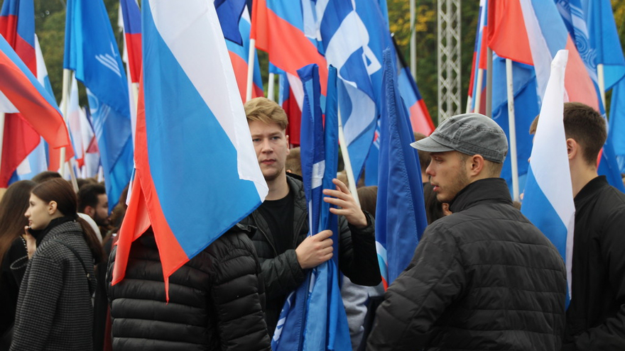 В центре Саратова прошел патриотический митинг