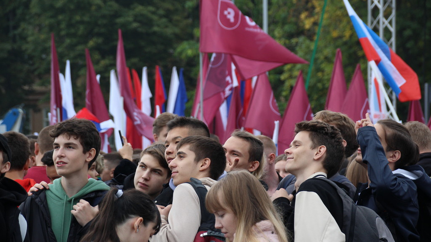 В центре Саратова прошел патриотический митинг