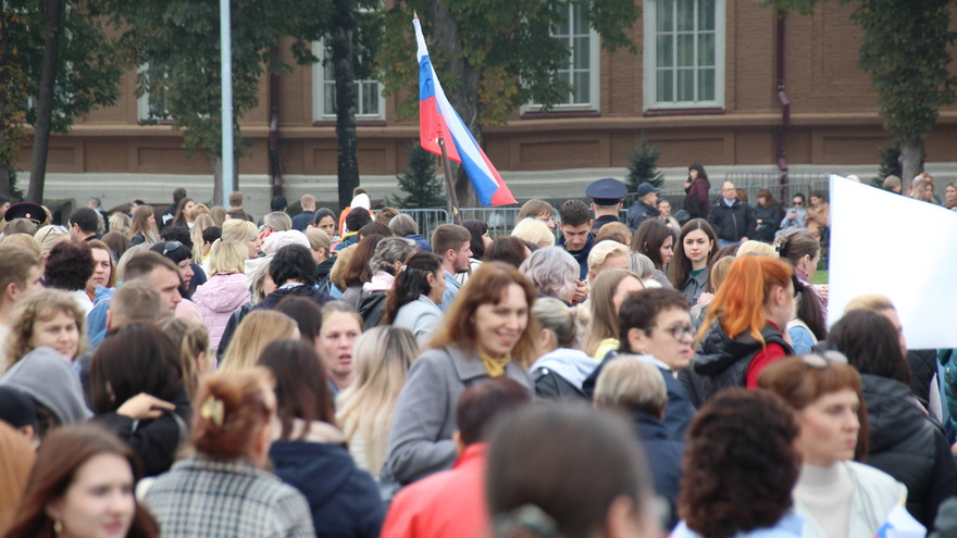 В центре Саратова прошел патриотический митинг