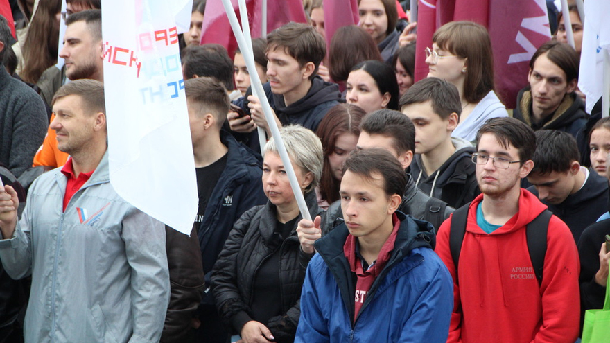 В центре Саратова прошел патриотический митинг