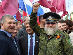 В центре Саратова прошел патриотический митинг