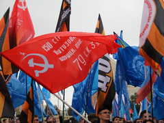 В центре Саратова прошел патриотический митинг