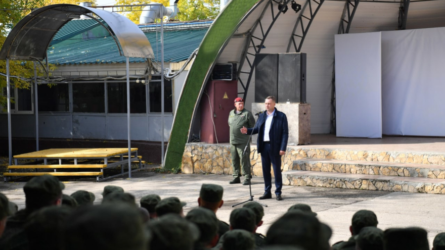 Саратовское правительство закупит призывникам термобелье, рюкзаки и аптечки