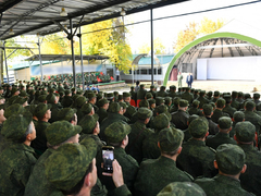 Саратовское правительство закупит призывникам термобелье, рюкзаки и аптечки