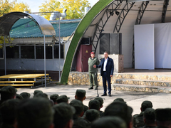 Саратовское правительство закупит призывникам термобелье, рюкзаки и аптечки