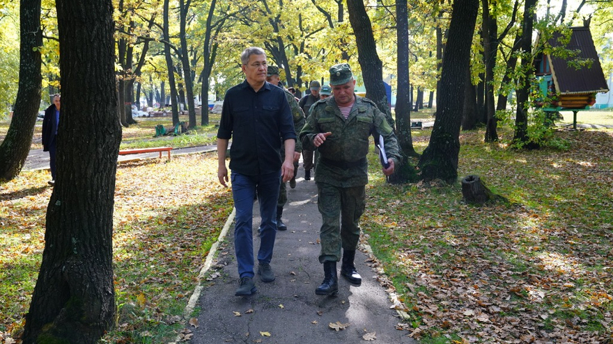 Мобилизация. Глава Башкирии привез в Саратов гуманитарный груз
