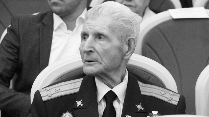 Умер бессменный редактор Книги памяти Саратовской области Георгий Фролов