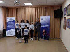 ВКПП провел в Саратове акцию Поздравим Президента России всей страной  