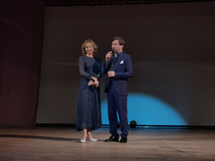 Звезда сериала Моя прекрасная няня выступила перед мобилизованными в Вольске