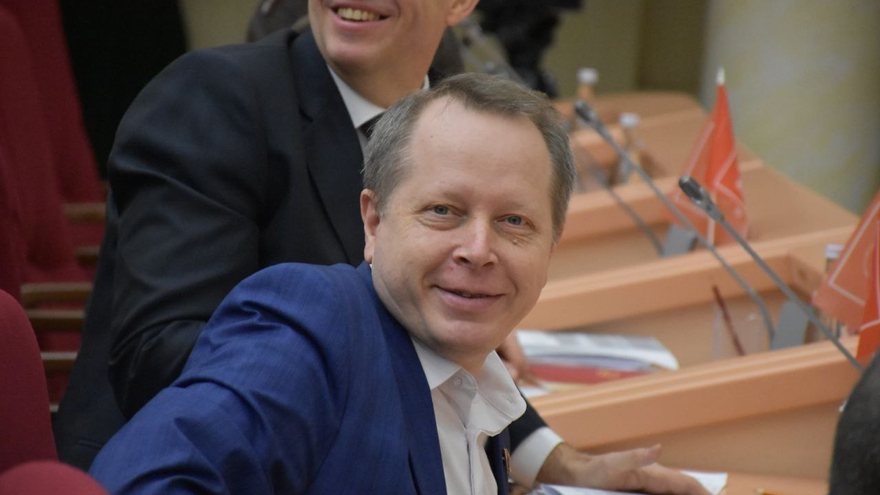 На уборку снега в Саратове заложили более 200 миллионов рублей