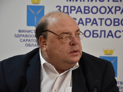Саратовский министр о назальной вакцинации: Действует в два раза быстрее обычной