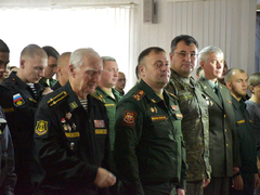 Еще вчера занимались спортом, отдыхали: саратовских призывников окропили святой водой и отправили служить