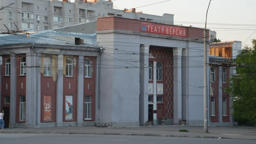 Театру Версия хотят отдать помещения садоводов под гримерку и раздевалку