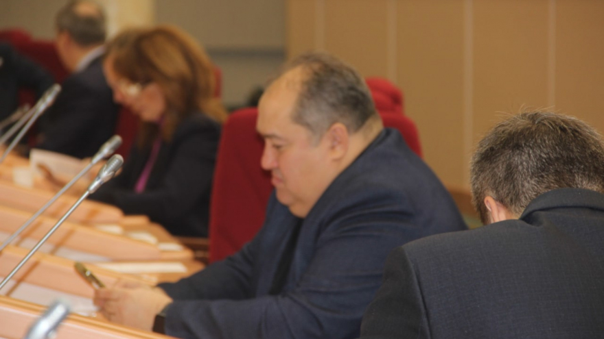 Из устава Саратова вычеркнули городскую избирательную комиссию