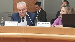 Антонов рассказал о перспективах создания качественно новых производственно-логистических цепочек между Россией и Казахстаном