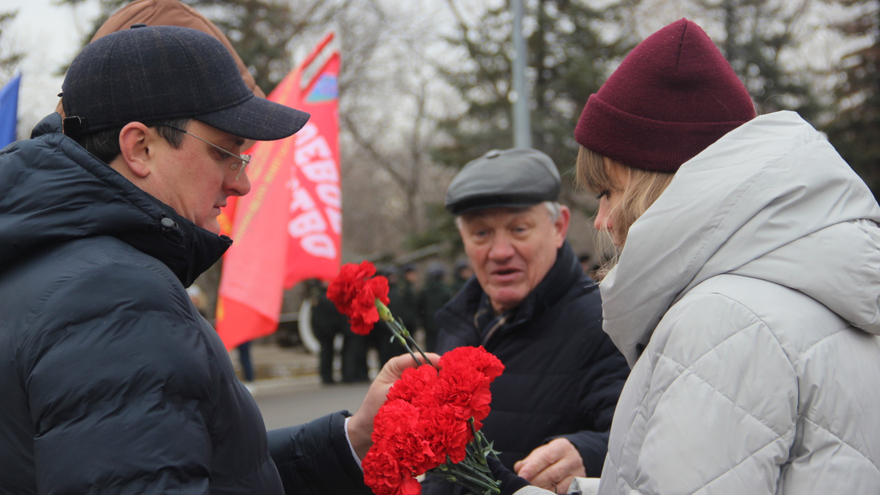 170 имен. Данные погибших в СВО саратовцев занесли на памятную стену в Саратове