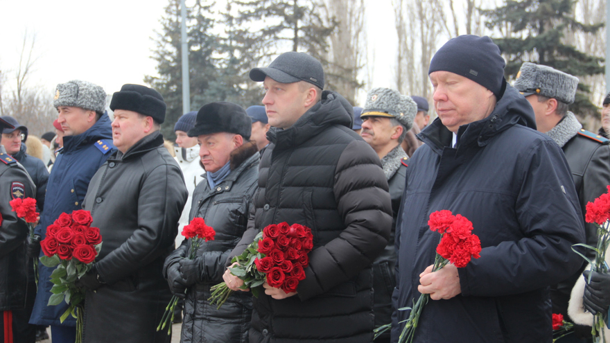 170 имен. Данные погибших в СВО саратовцев занесли на памятную стену в Саратове