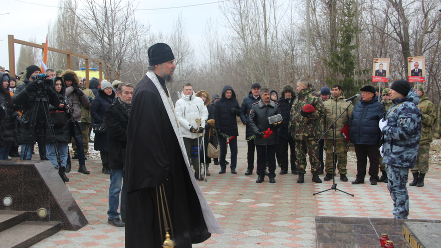 170 имен. Данные погибших в СВО саратовцев занесли на памятную стену в Саратове