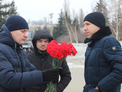 170 имен. Данные погибших в СВО саратовцев занесли на памятную стену в Саратове