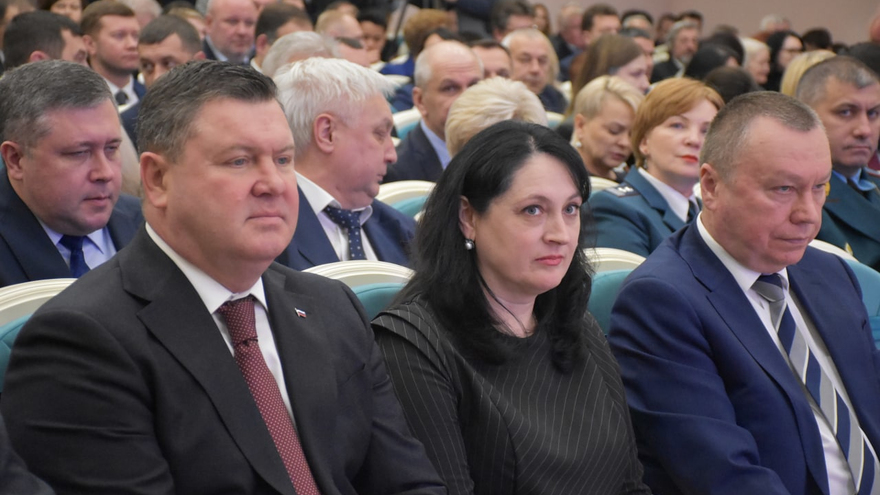 В саратовском правительстве отметили День Конституции (фоторепортаж)
