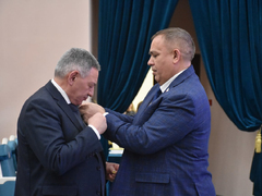 В саратовском правительстве отметили День Конституции (фоторепортаж)