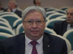 В саратовском правительстве отметили День Конституции (фоторепортаж)