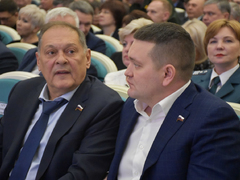 В саратовском правительстве отметили День Конституции (фоторепортаж)