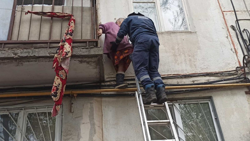 Опытным саратовским спасателям увеличат зарплату