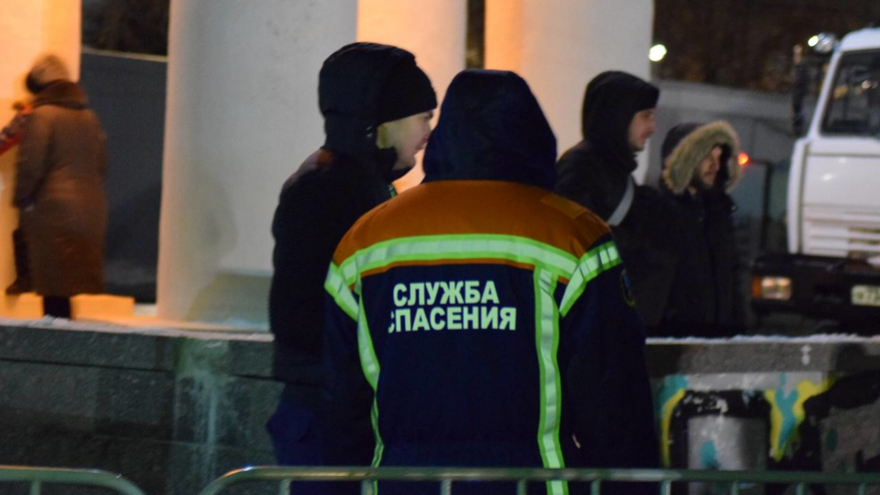 Крещение в Саратове. Смыть грехи в ледяной Волге пришли единицы