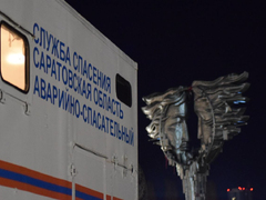 Крещение в Саратове. Смыть грехи в ледяной Волге пришли единицы