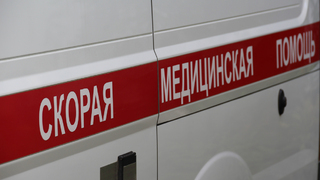 Пациент с разбитой головой взял в плен сотрудниц скорой
